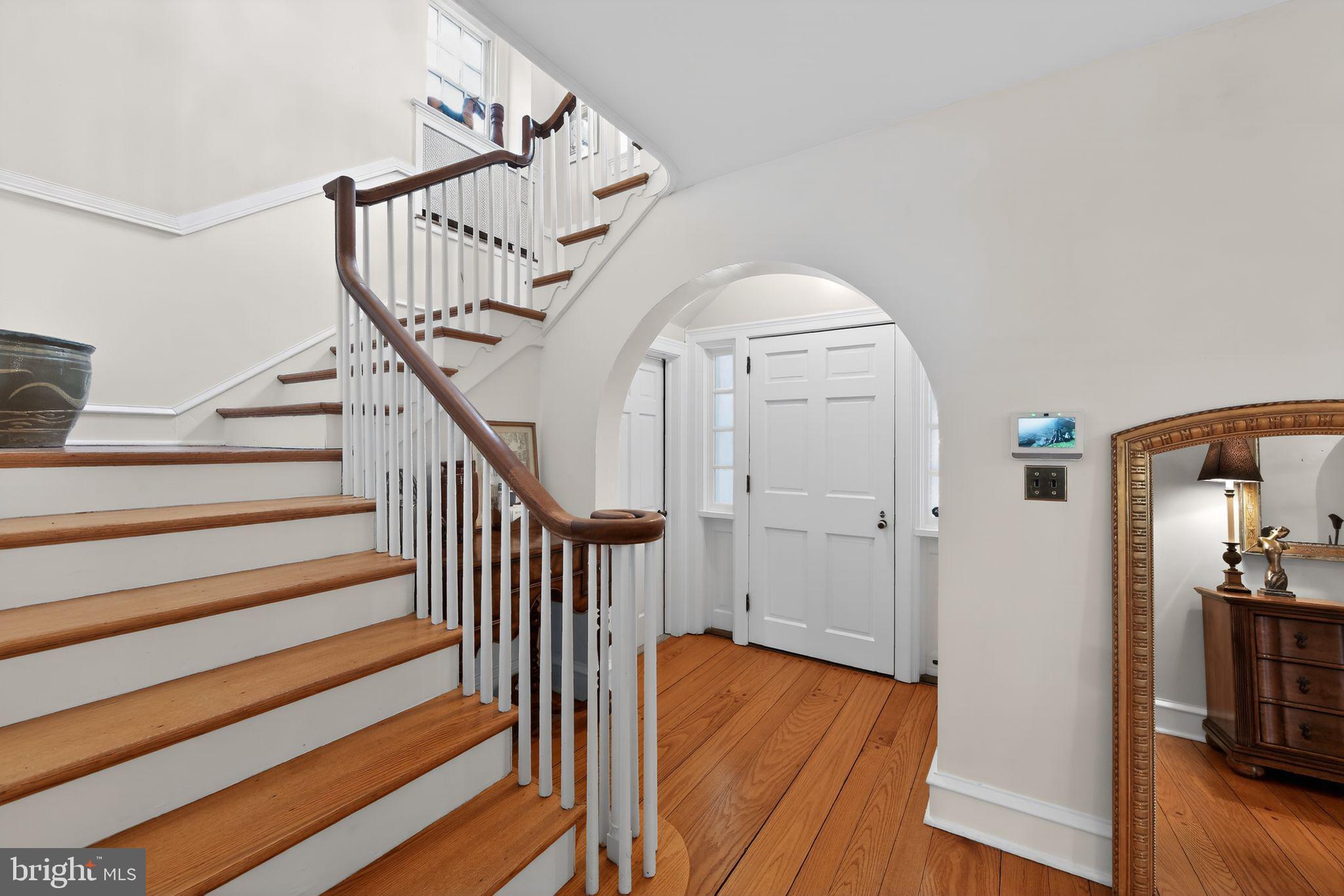 DOWNTOWN WAYNE - Residential