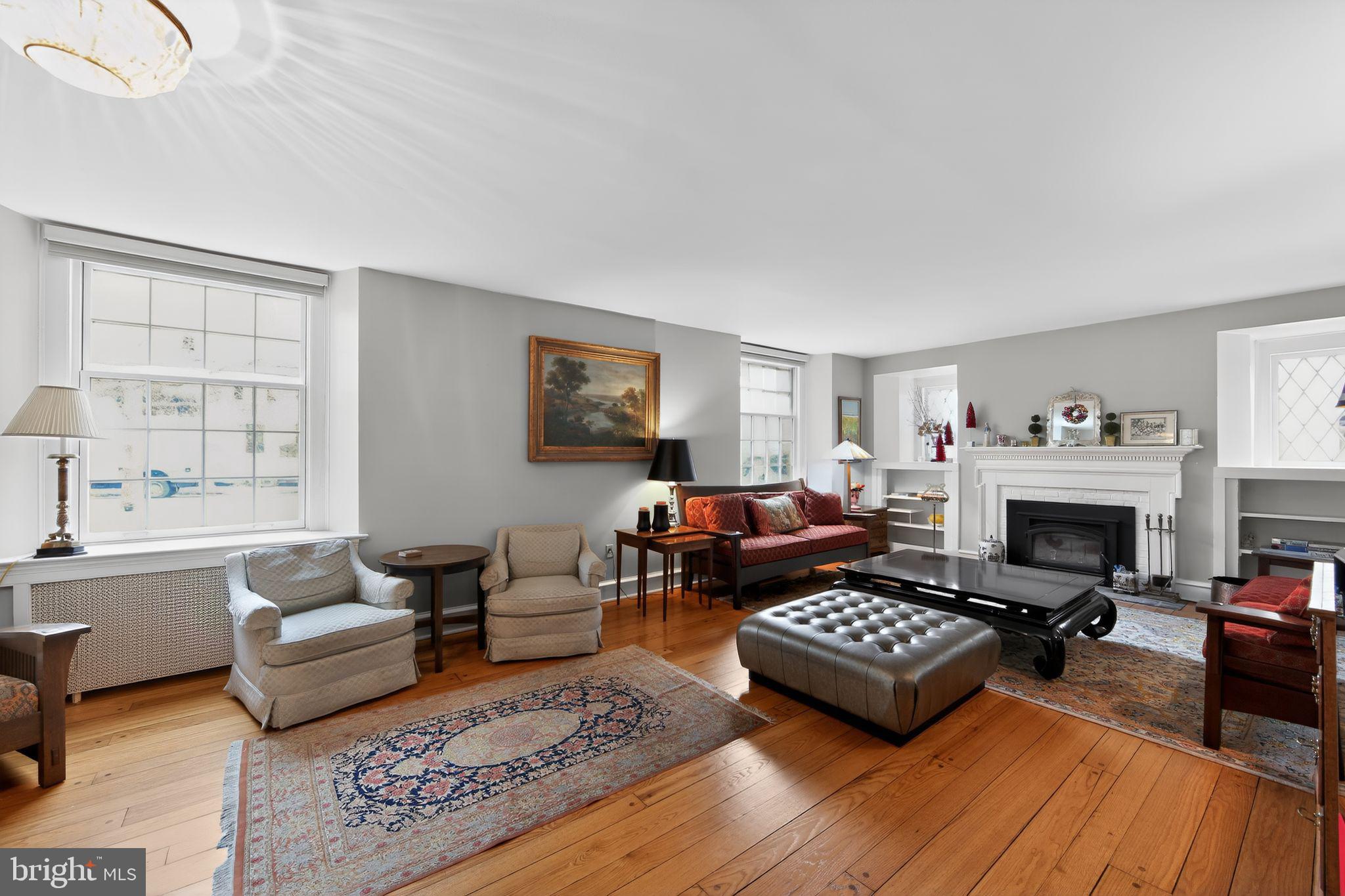 DOWNTOWN WAYNE - Residential