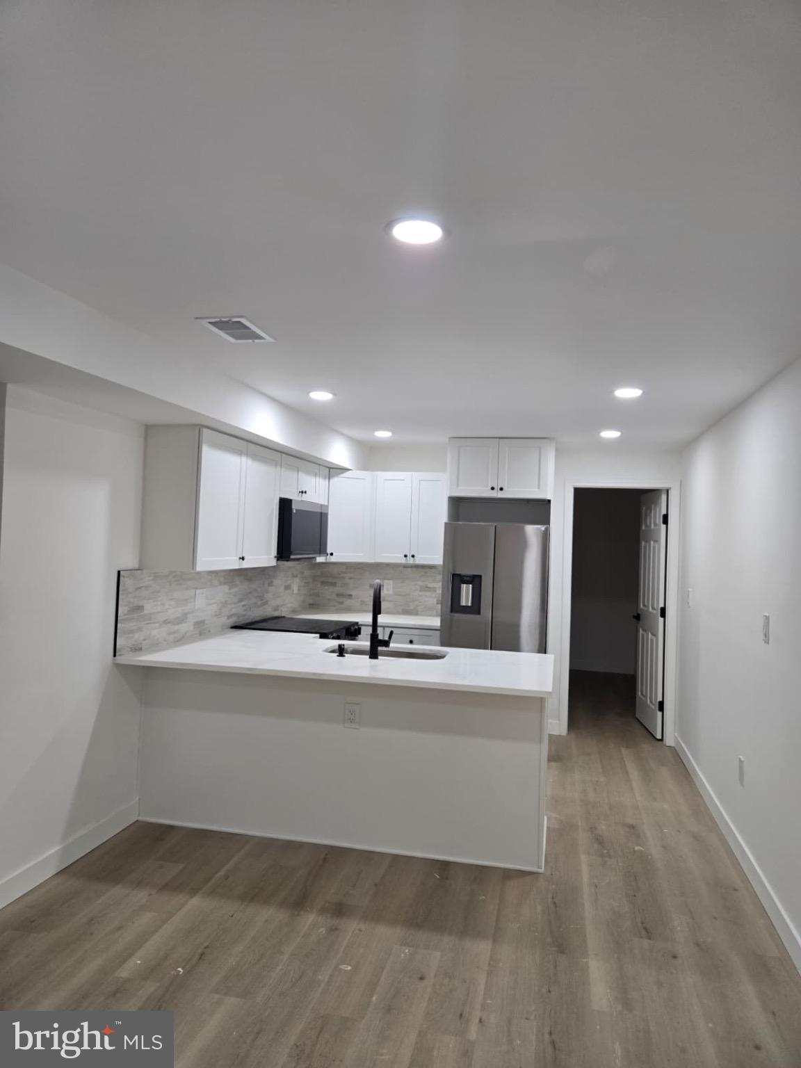 CARRVALE - Residential Lease