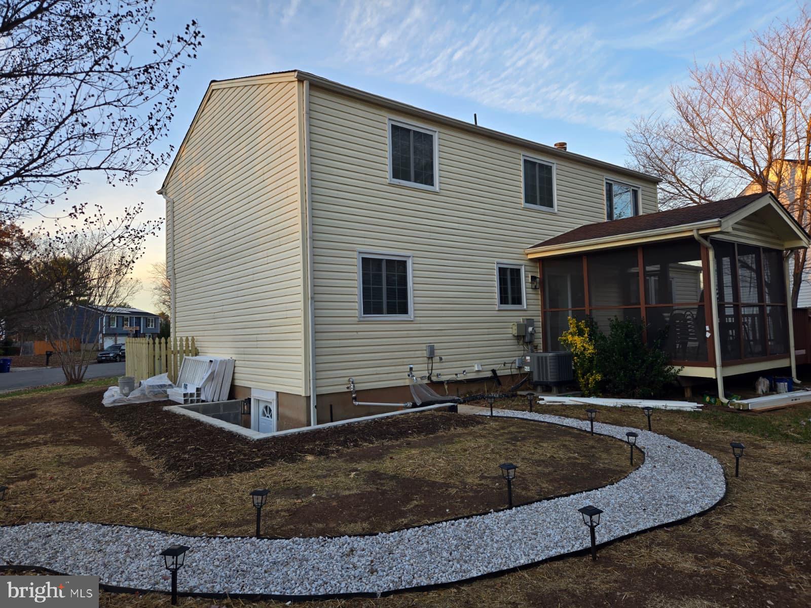 CARRVALE - Residential Lease