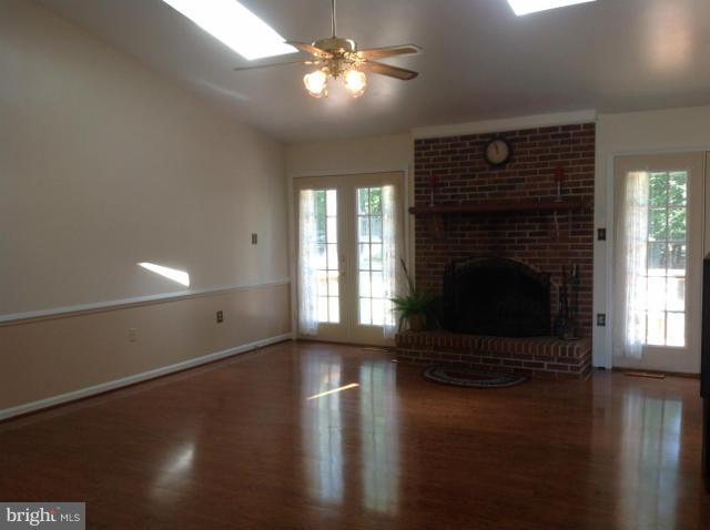 KINGS GRANT LA PLATA - Residential