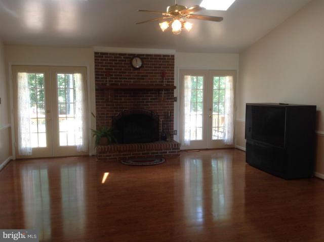 KINGS GRANT LA PLATA - Residential