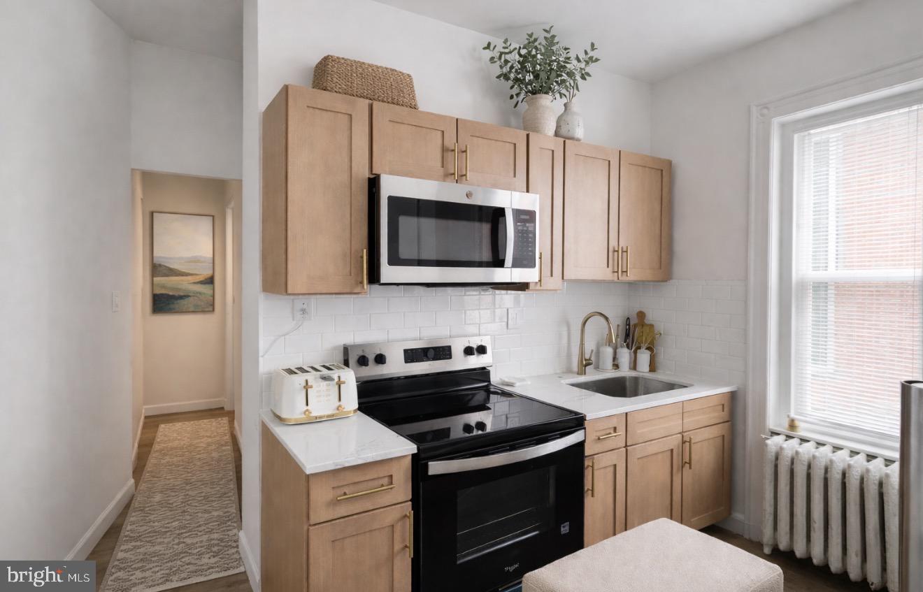 WEST PHILADELPHIA - Residential Income