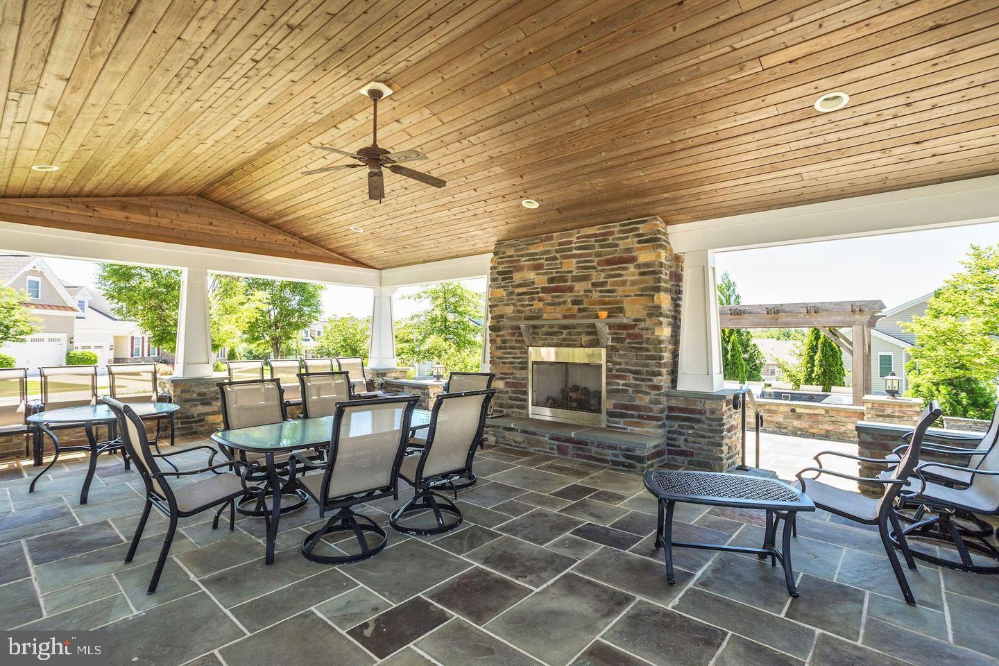 CASTLEFIELD - Residential