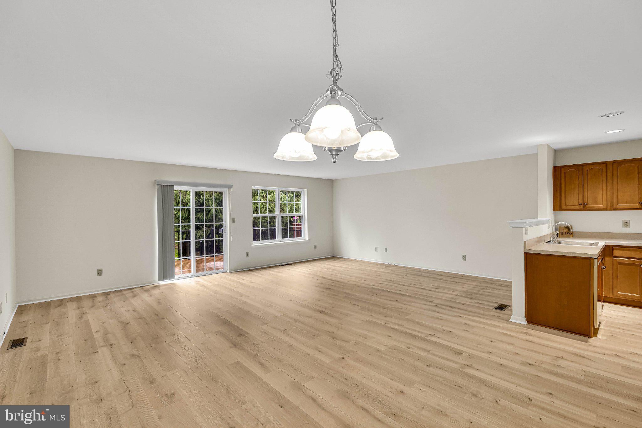 903 CARRINGTON DRIVE