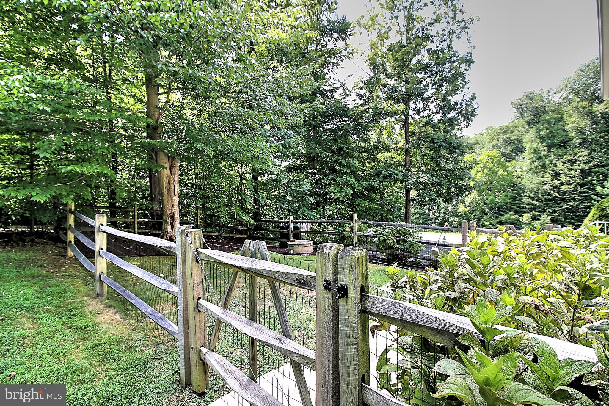 RIVER BEND - Residential