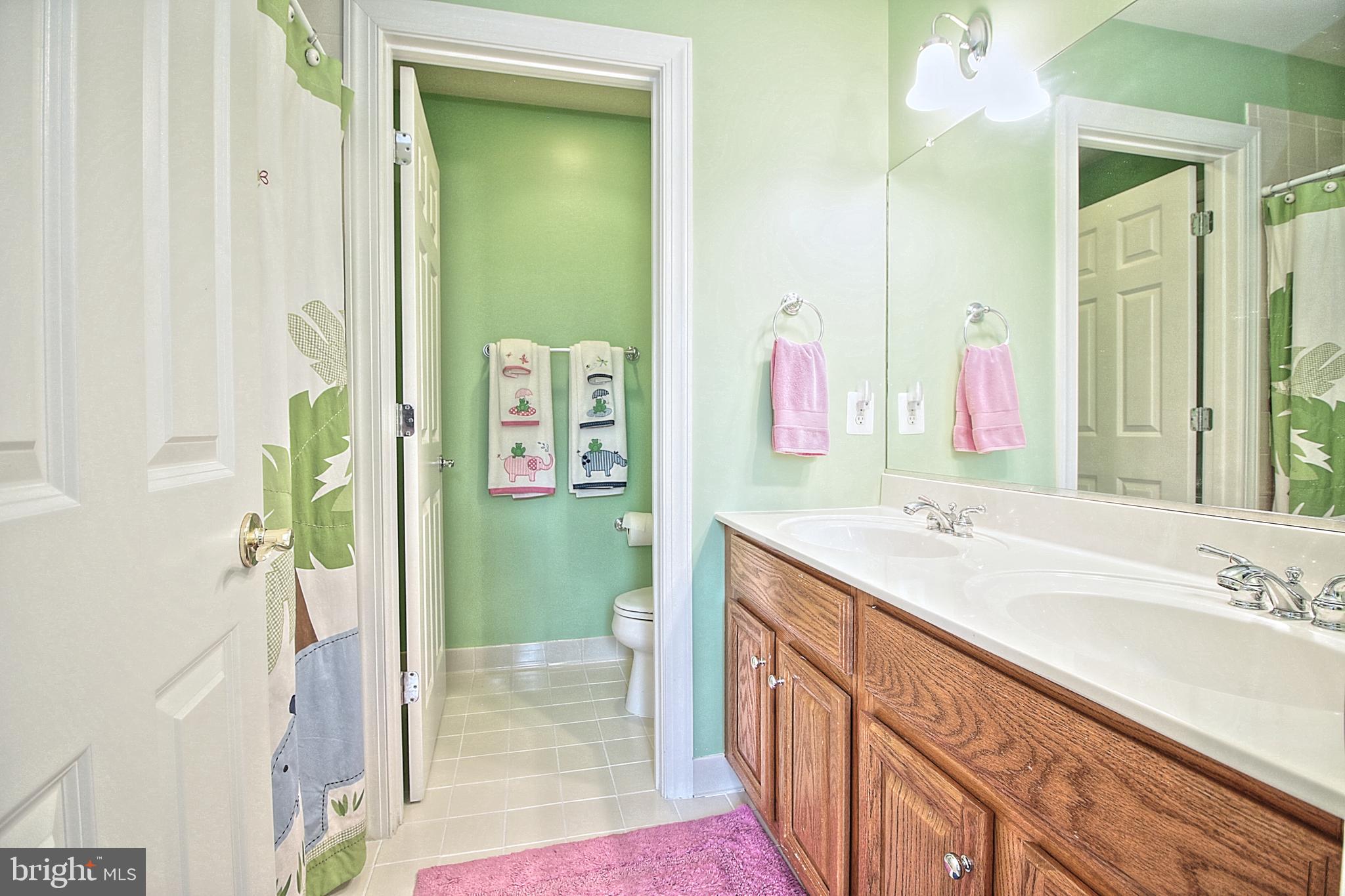 RIVER BEND - Residential