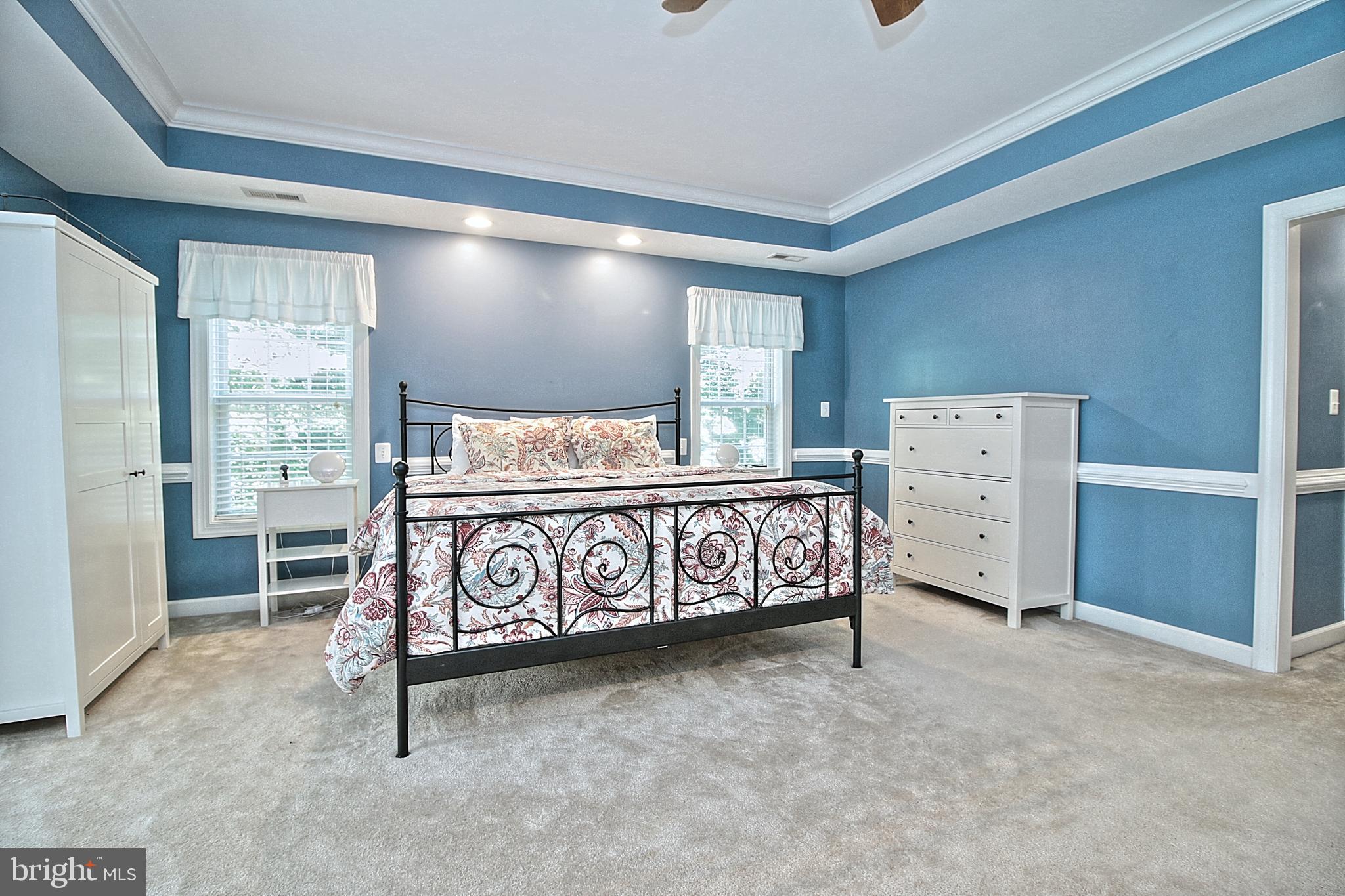 RIVER BEND - Residential