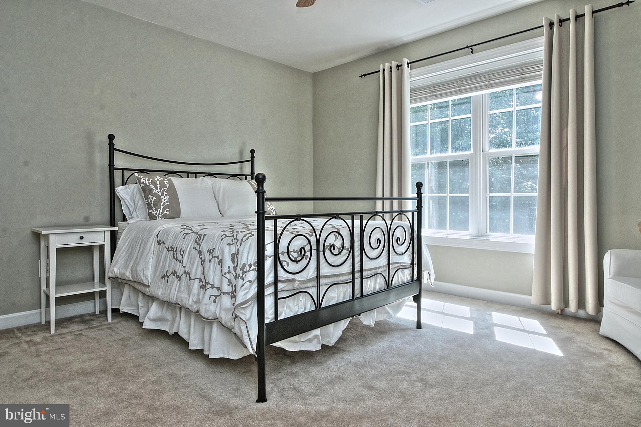 RIVER BEND - Residential