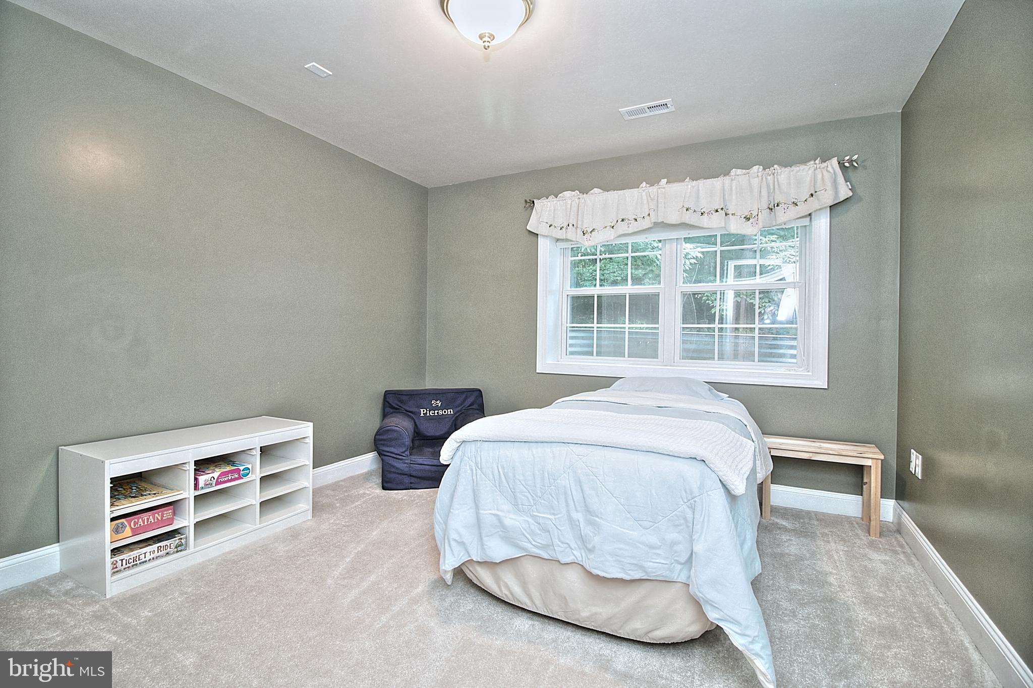 RIVER BEND - Residential