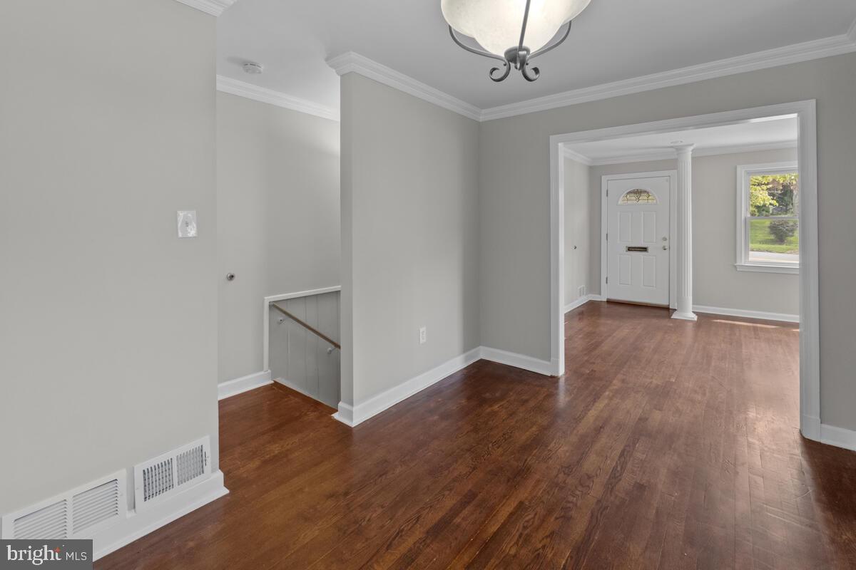 BURGUNDY ESTATES - Residential Lease