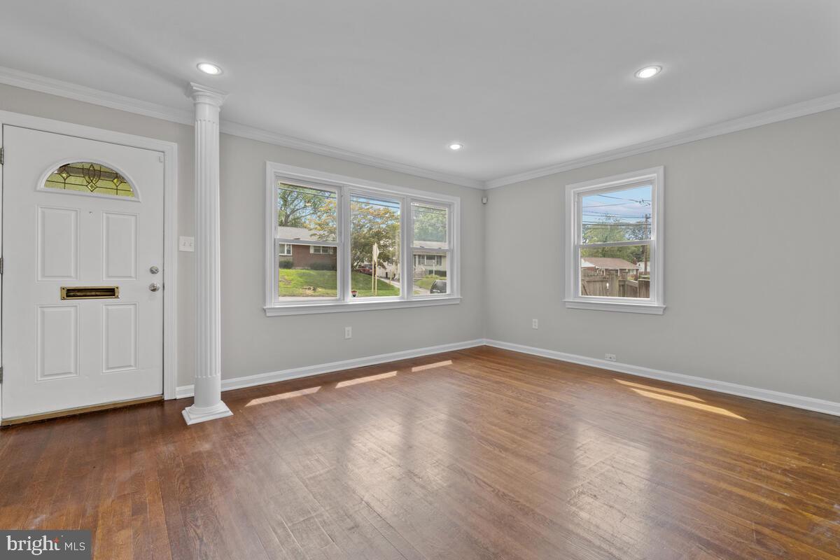 BURGUNDY ESTATES - Residential Lease