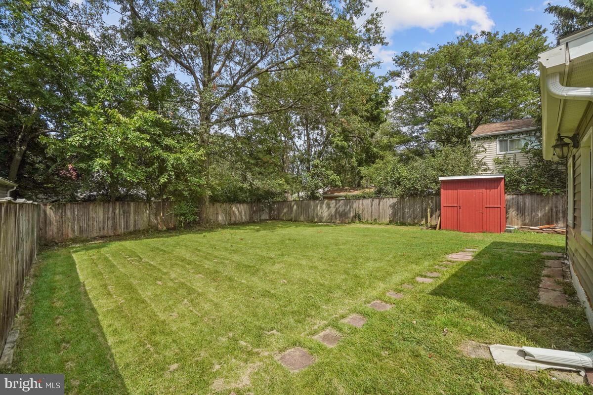 BURGUNDY ESTATES - Residential Lease