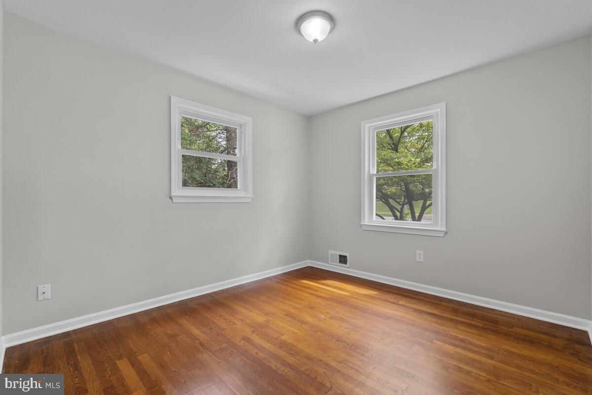 BURGUNDY ESTATES - Residential Lease