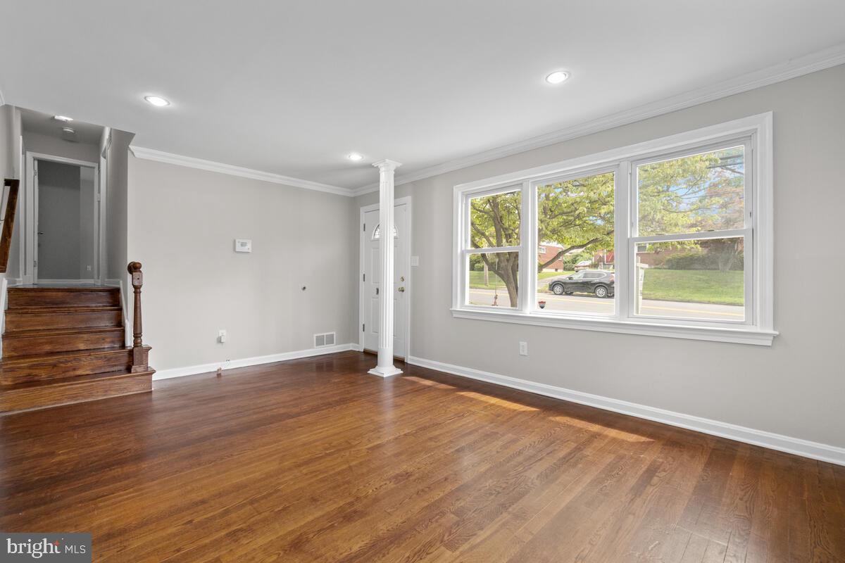 BURGUNDY ESTATES - Residential Lease