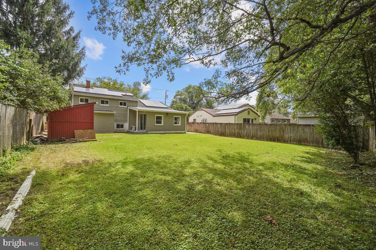 BURGUNDY ESTATES - Residential Lease