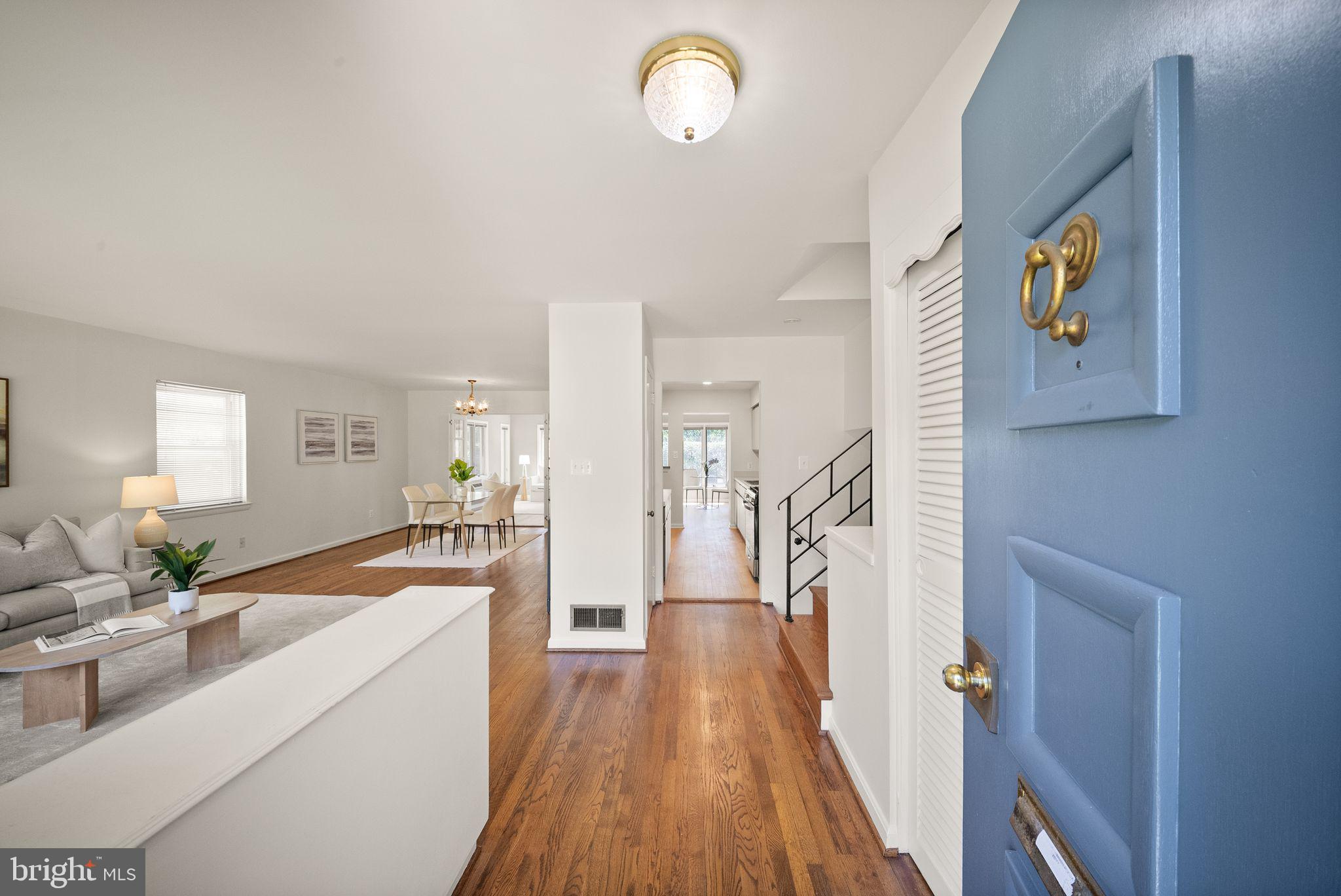 703 N MANSFIELD STREET