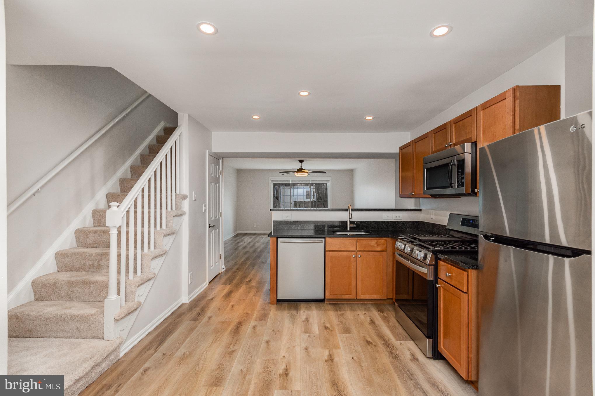 PARKSIDE AT ALEXANDRIA - Residential Lease