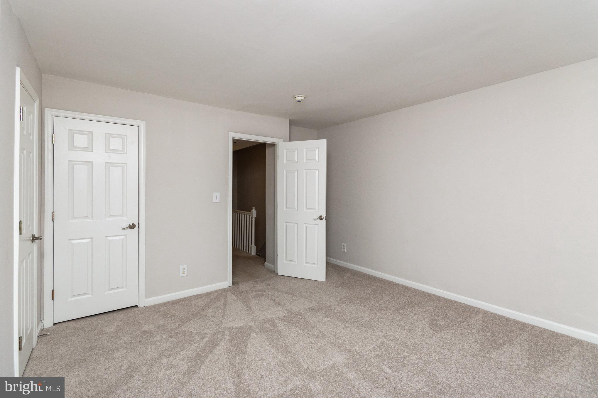 PARKSIDE AT ALEXANDRIA - Residential Lease