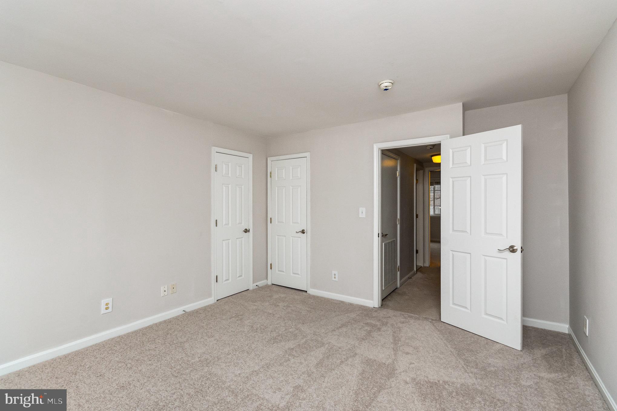 PARKSIDE AT ALEXANDRIA - Residential Lease