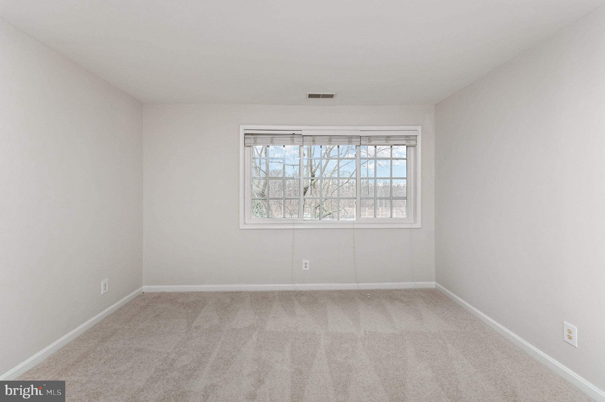 PARKSIDE AT ALEXANDRIA - Residential Lease