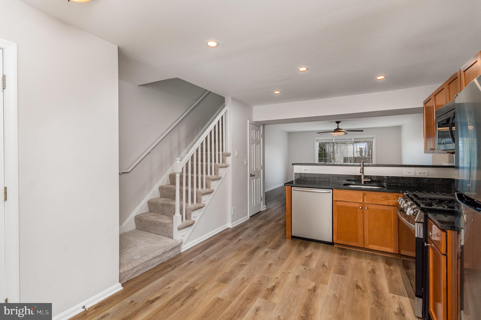 PARKSIDE AT ALEXANDRIA - Residential Lease