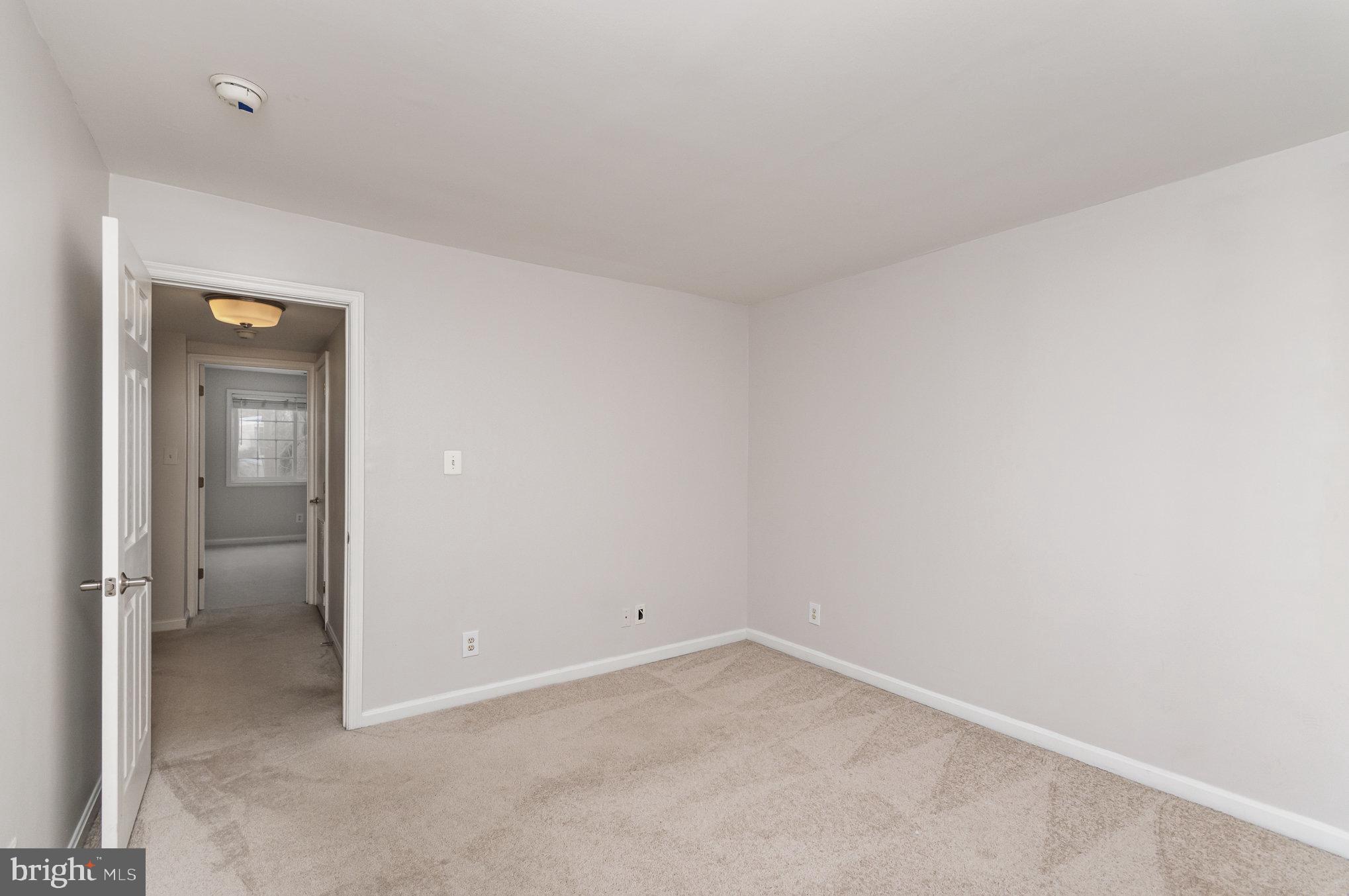 PARKSIDE AT ALEXANDRIA - Residential Lease