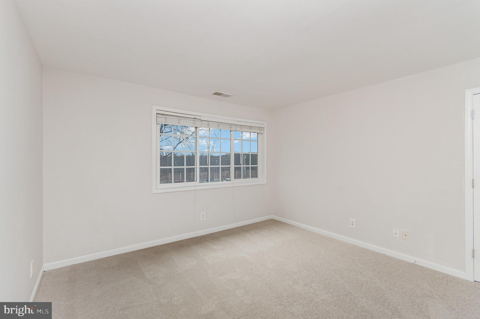 PARKSIDE AT ALEXANDRIA - Residential Lease