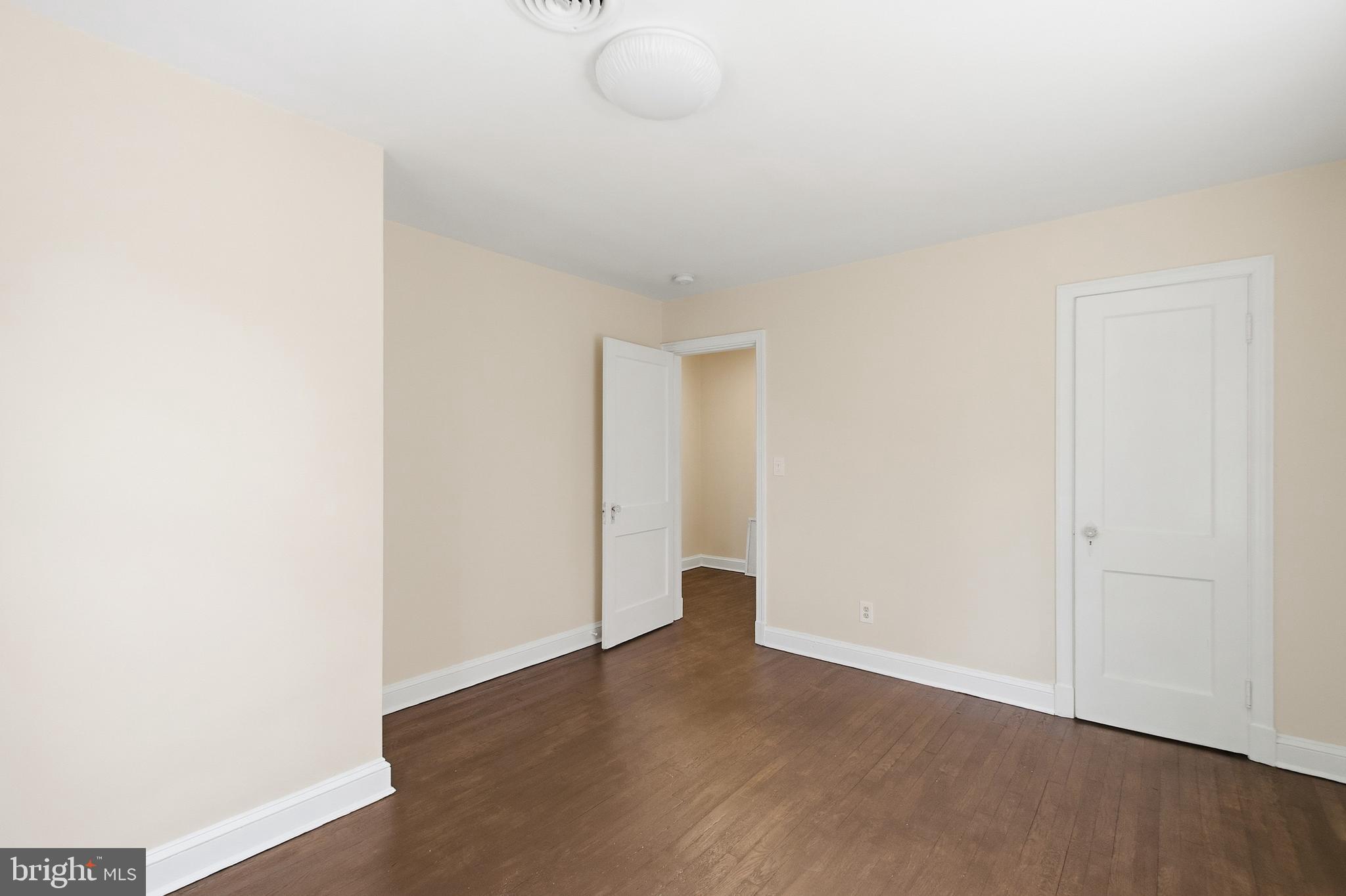 HOYLES - Residential