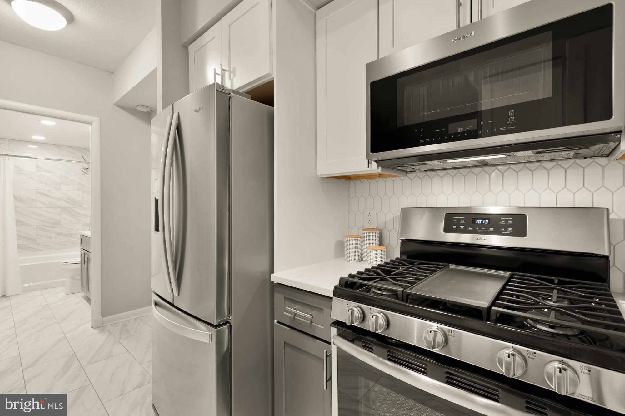 1021 N GARFIELD STREET 532