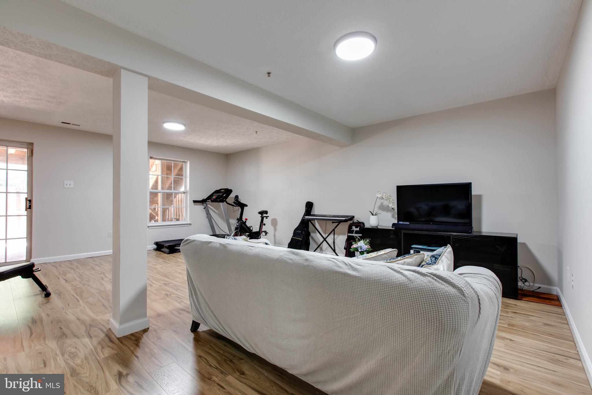 HOWARDS RIDGE - Residential