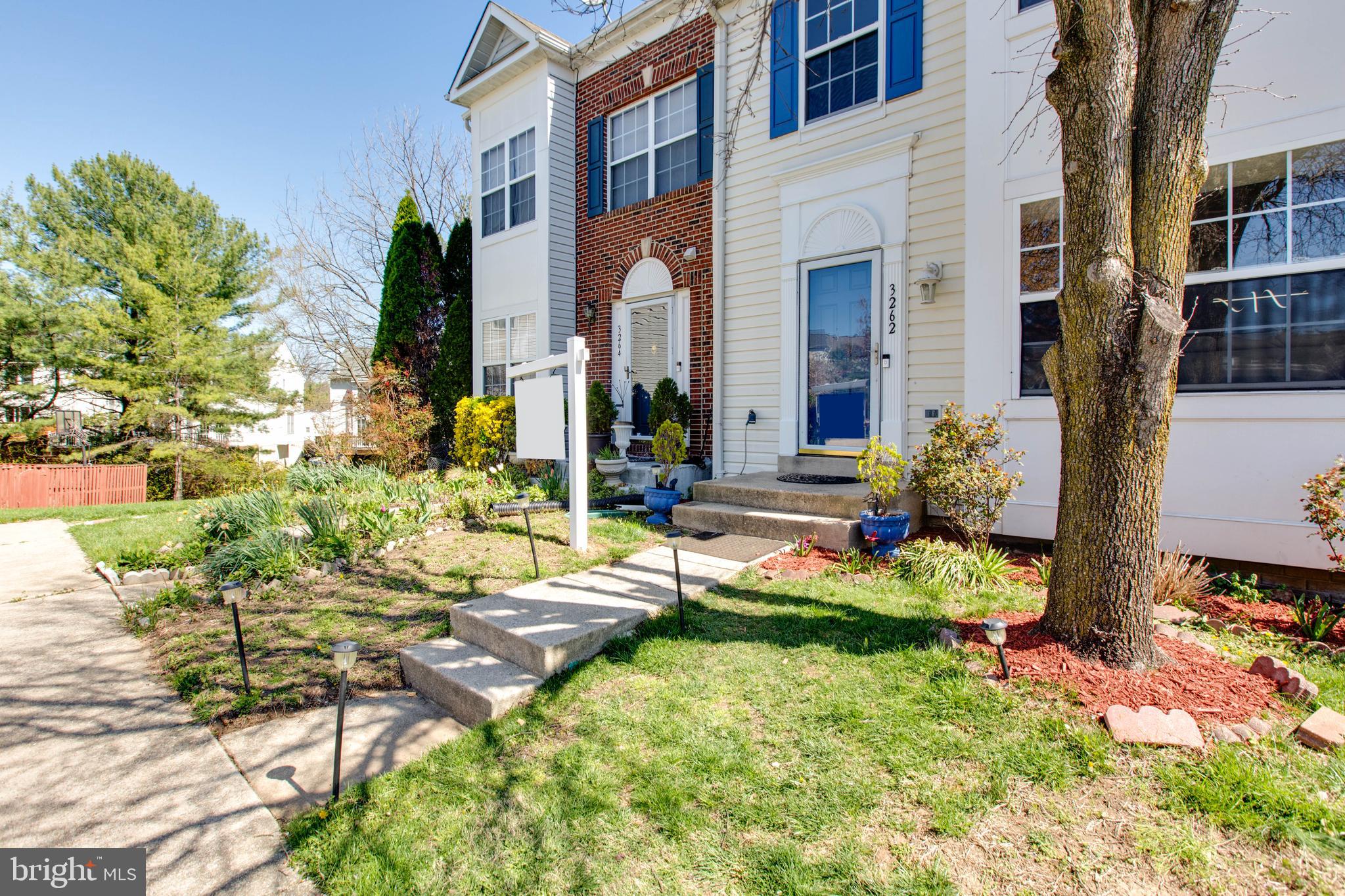 HOWARDS RIDGE - Residential