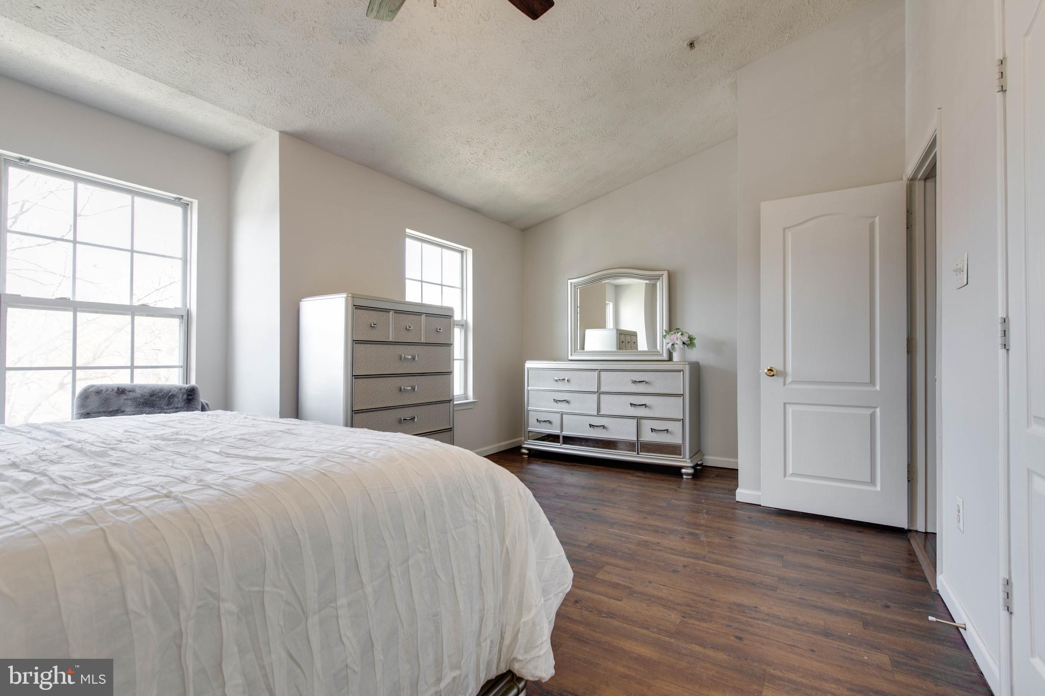 HOWARDS RIDGE - Residential