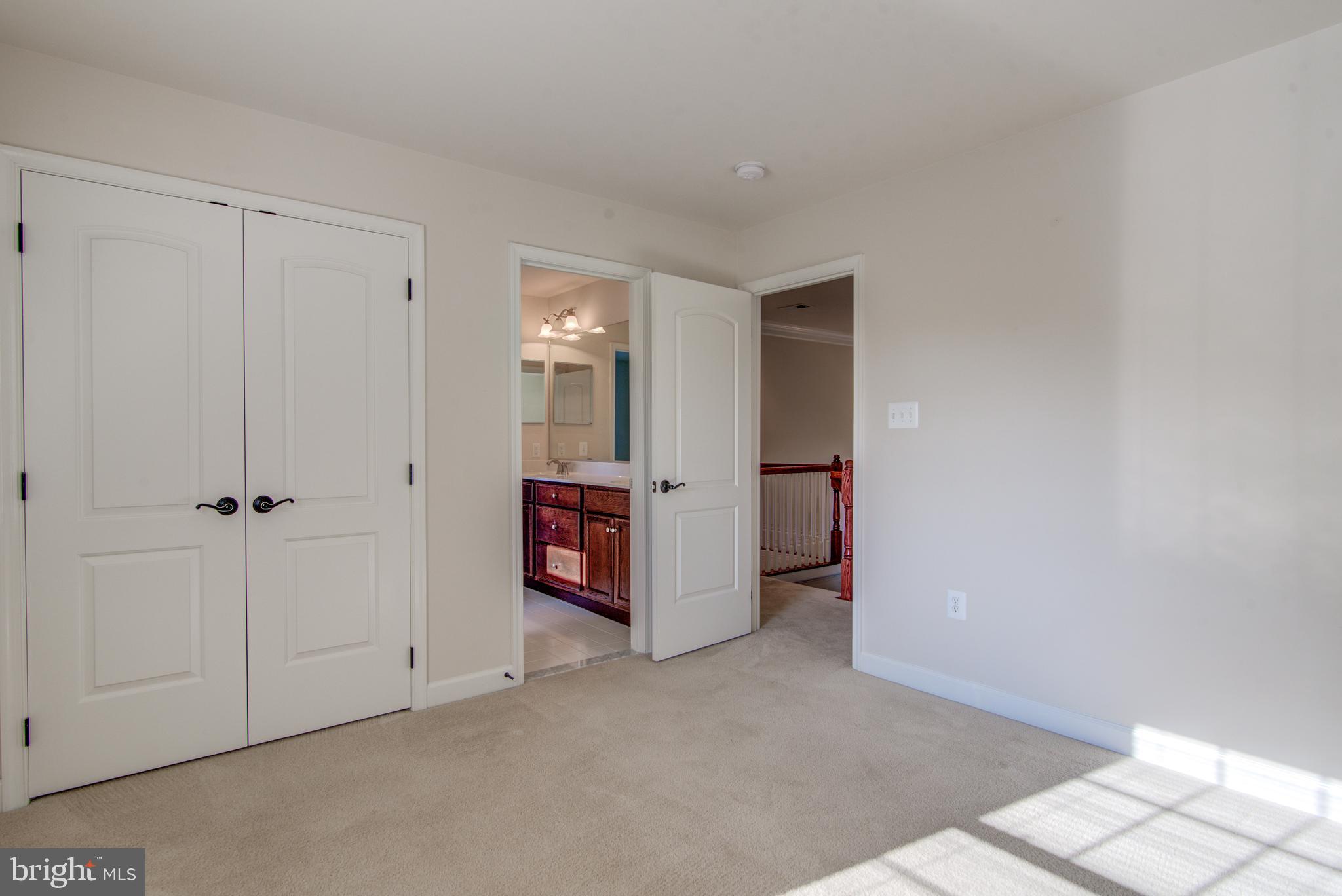 BROYHILL PARK - Residential Lease