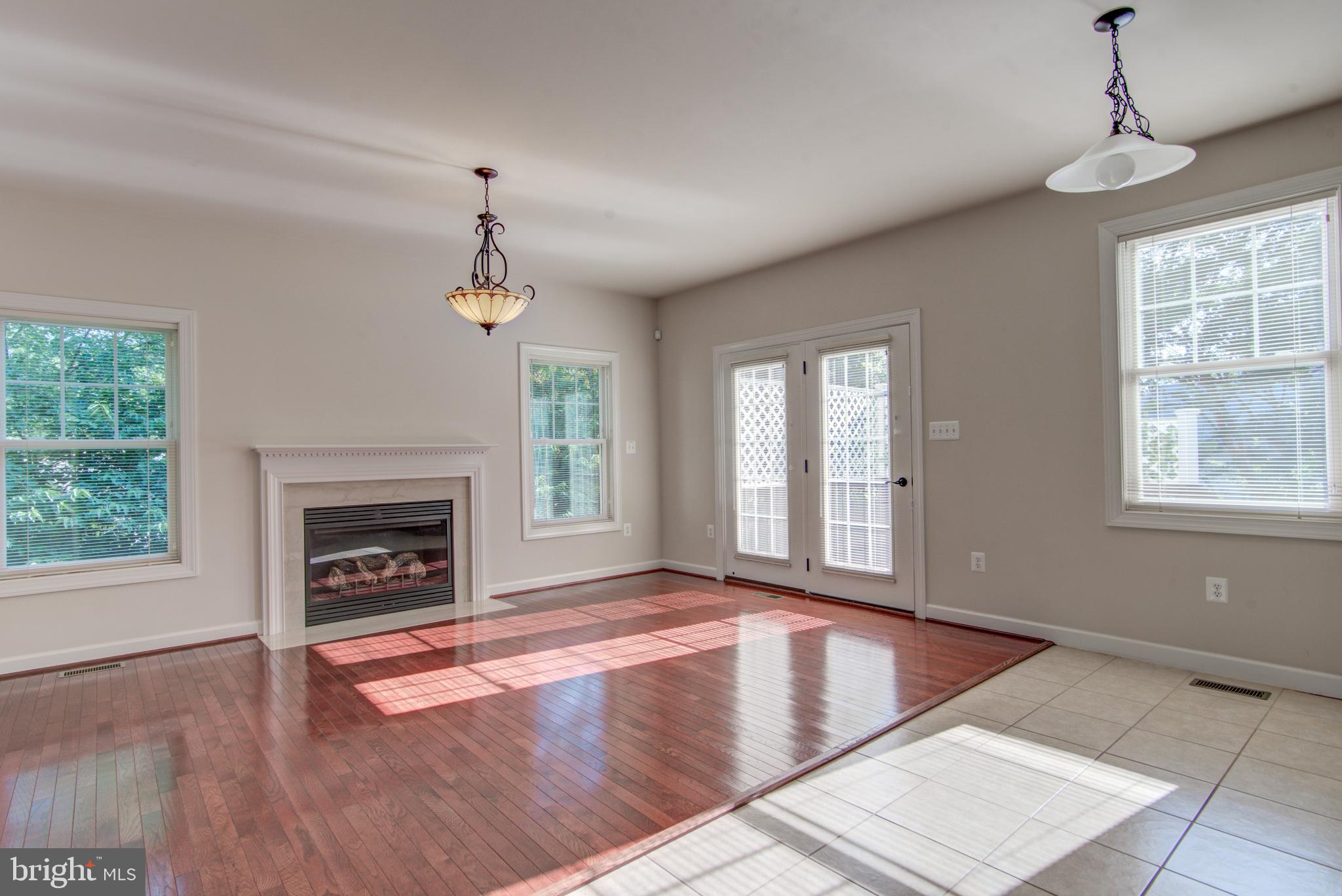 BROYHILL PARK - Residential Lease