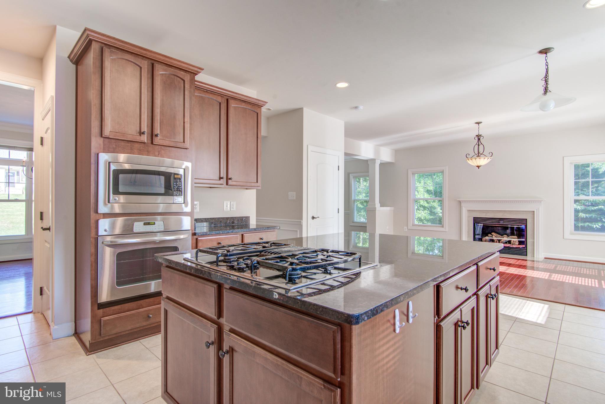 BROYHILL PARK - Residential Lease