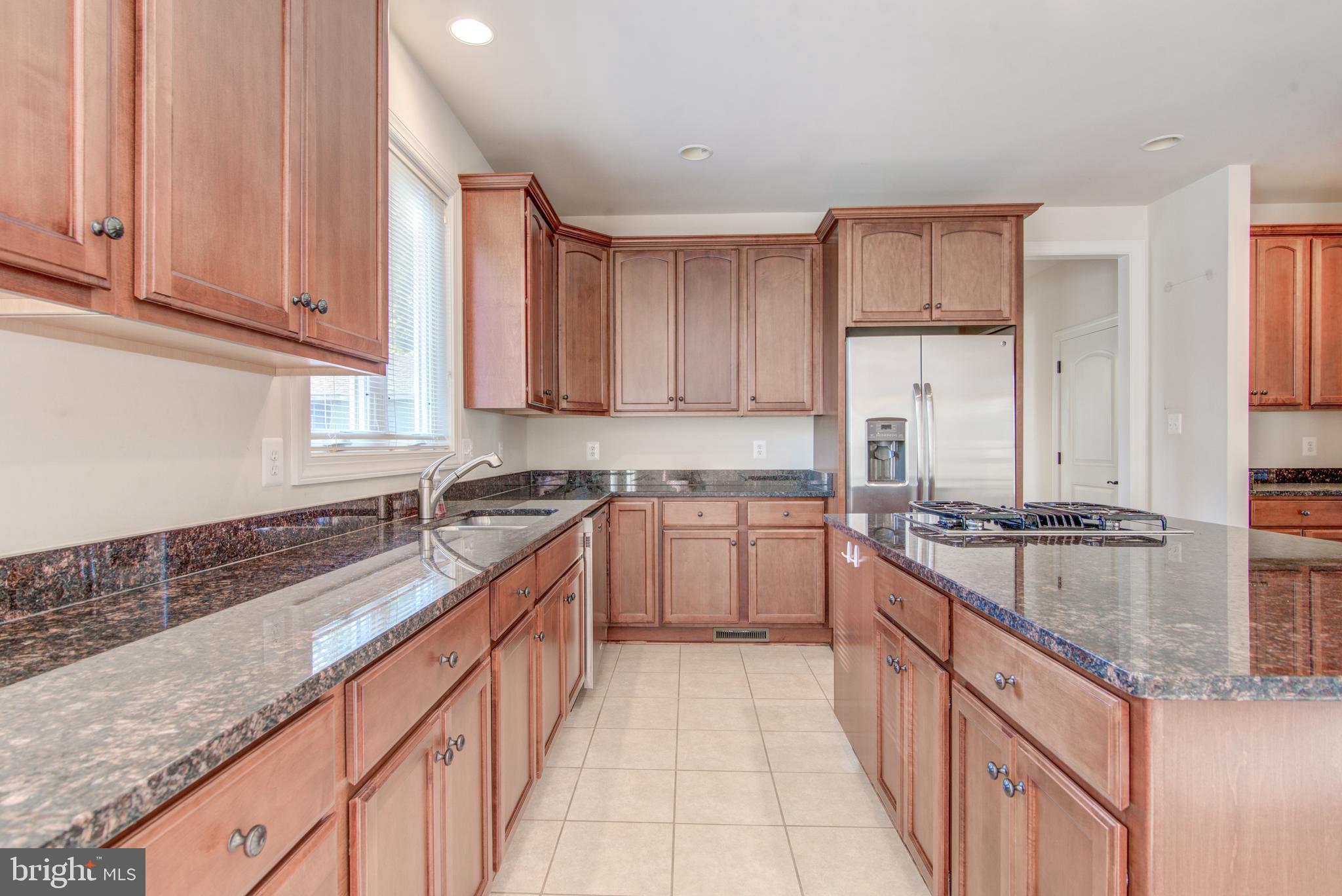 BROYHILL PARK - Residential Lease