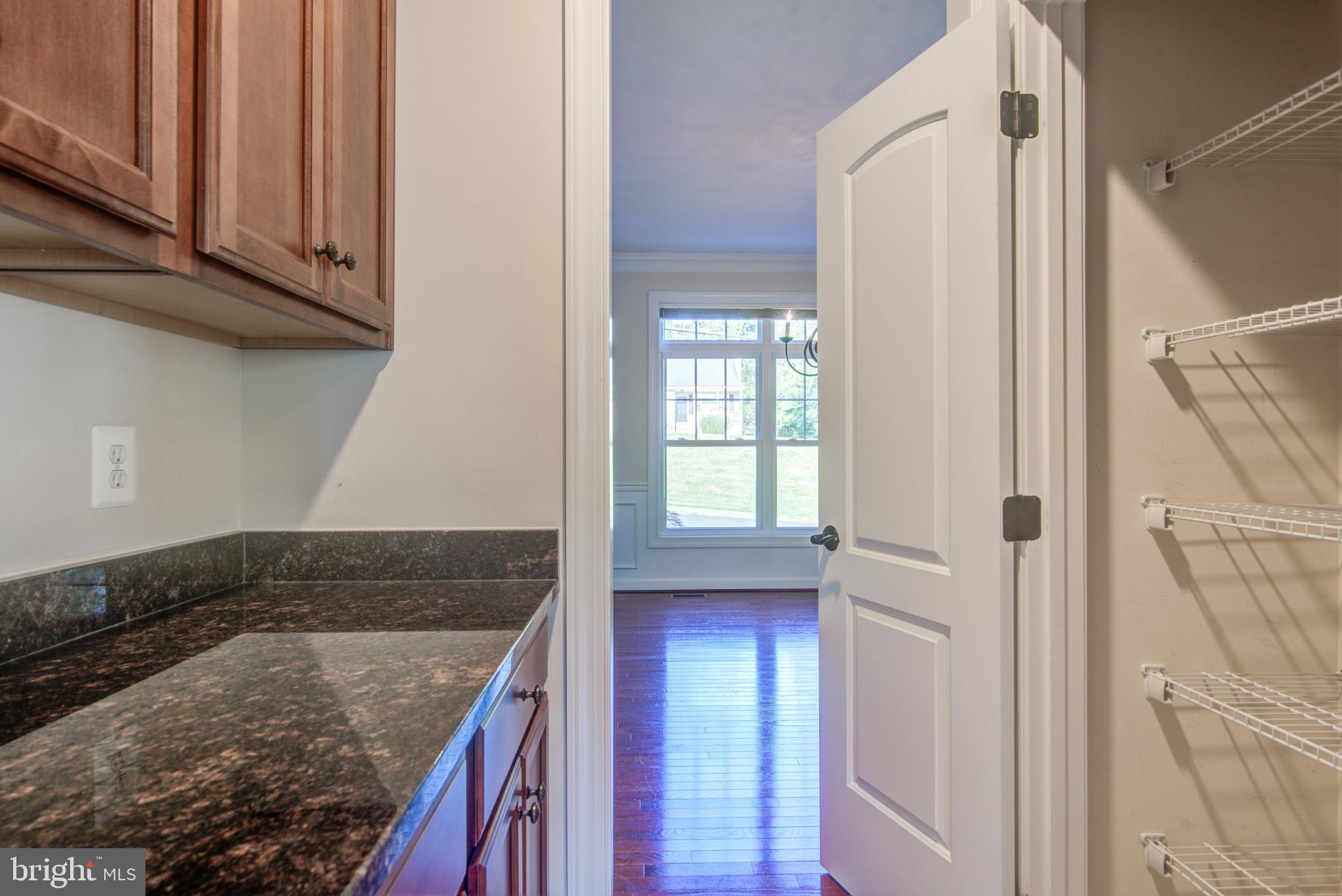 BROYHILL PARK - Residential Lease