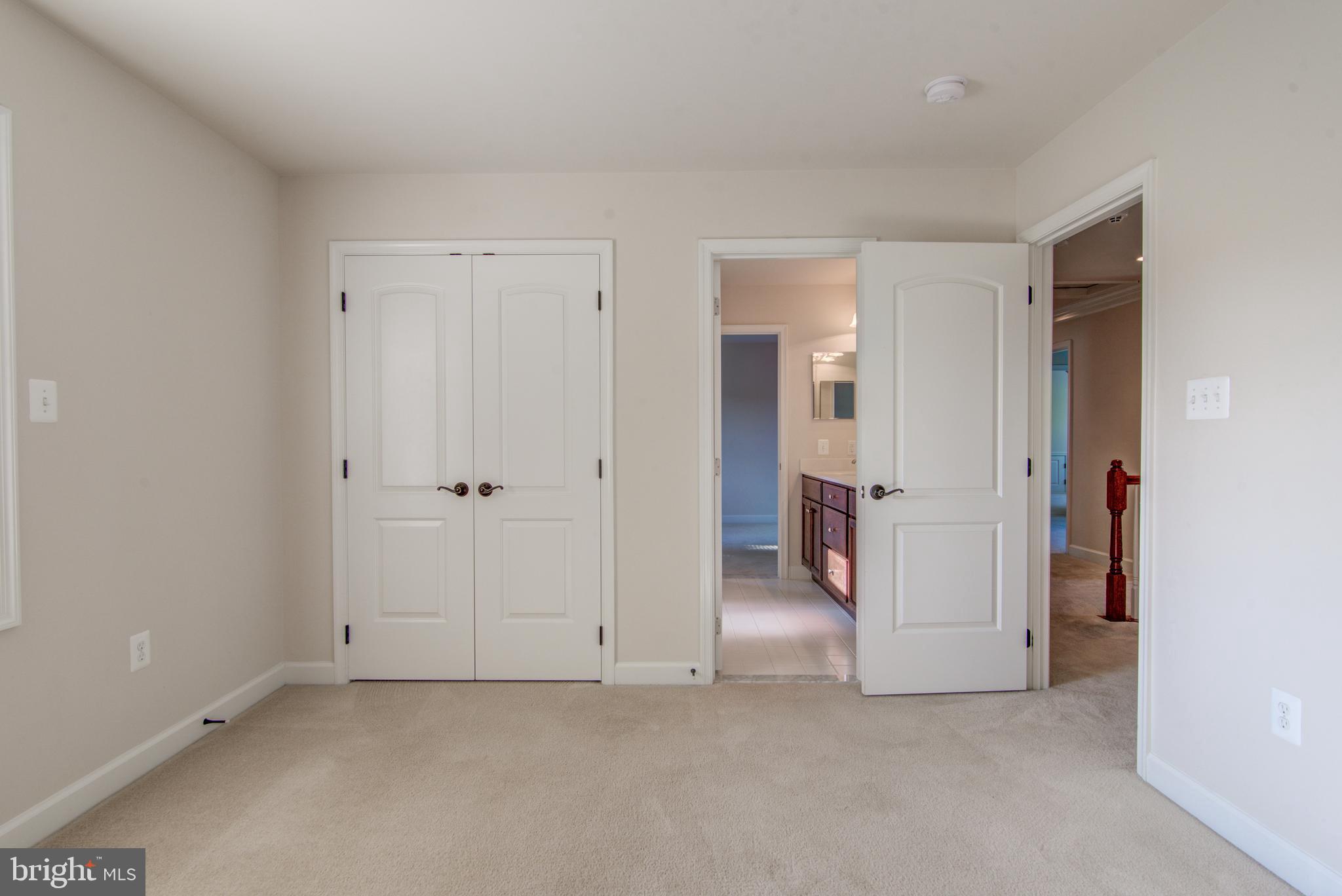 BROYHILL PARK - Residential Lease