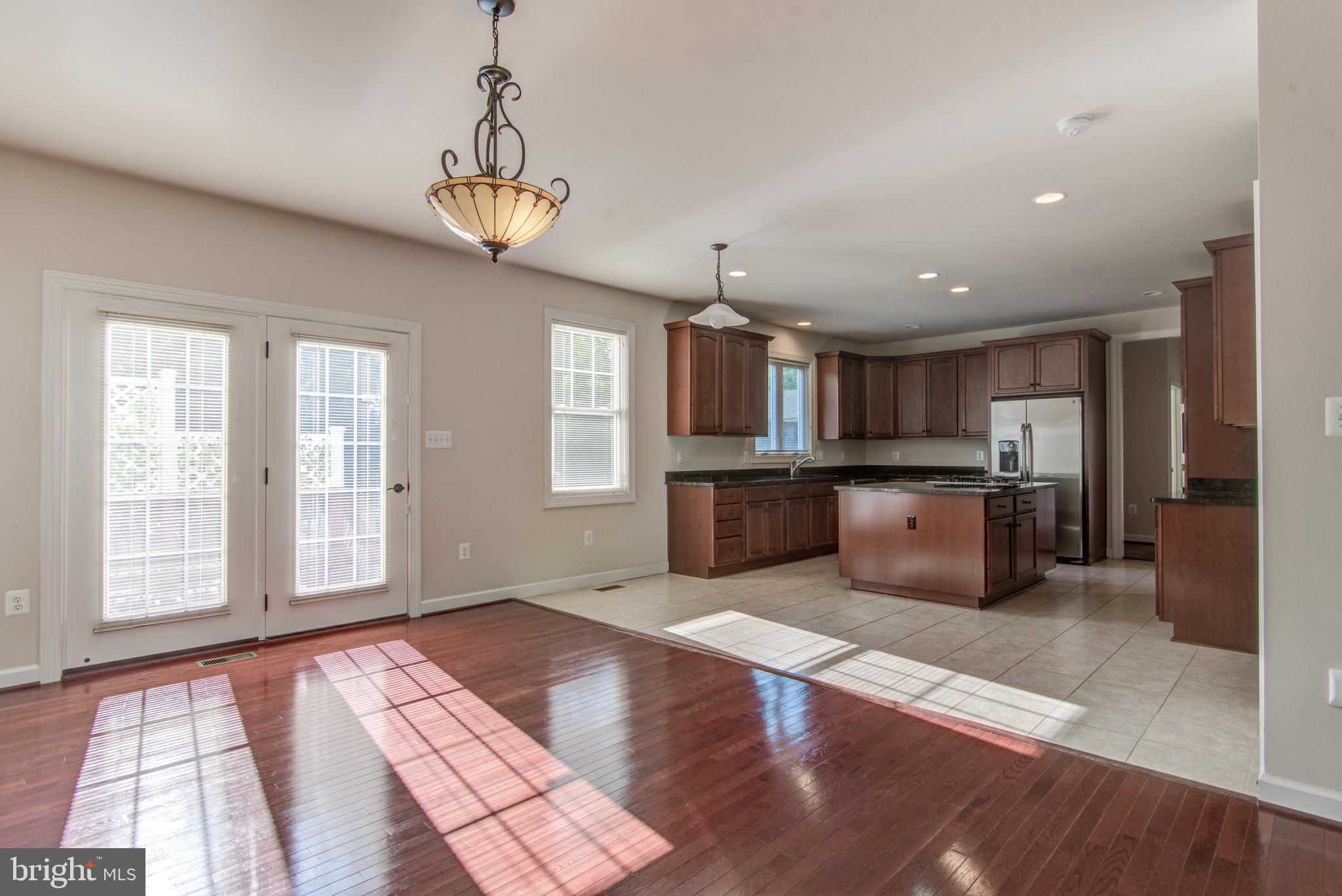 BROYHILL PARK - Residential Lease