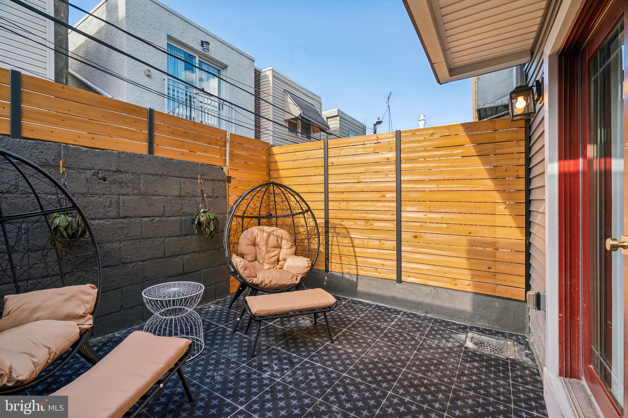 PASSYUNK SQUARE - Residential