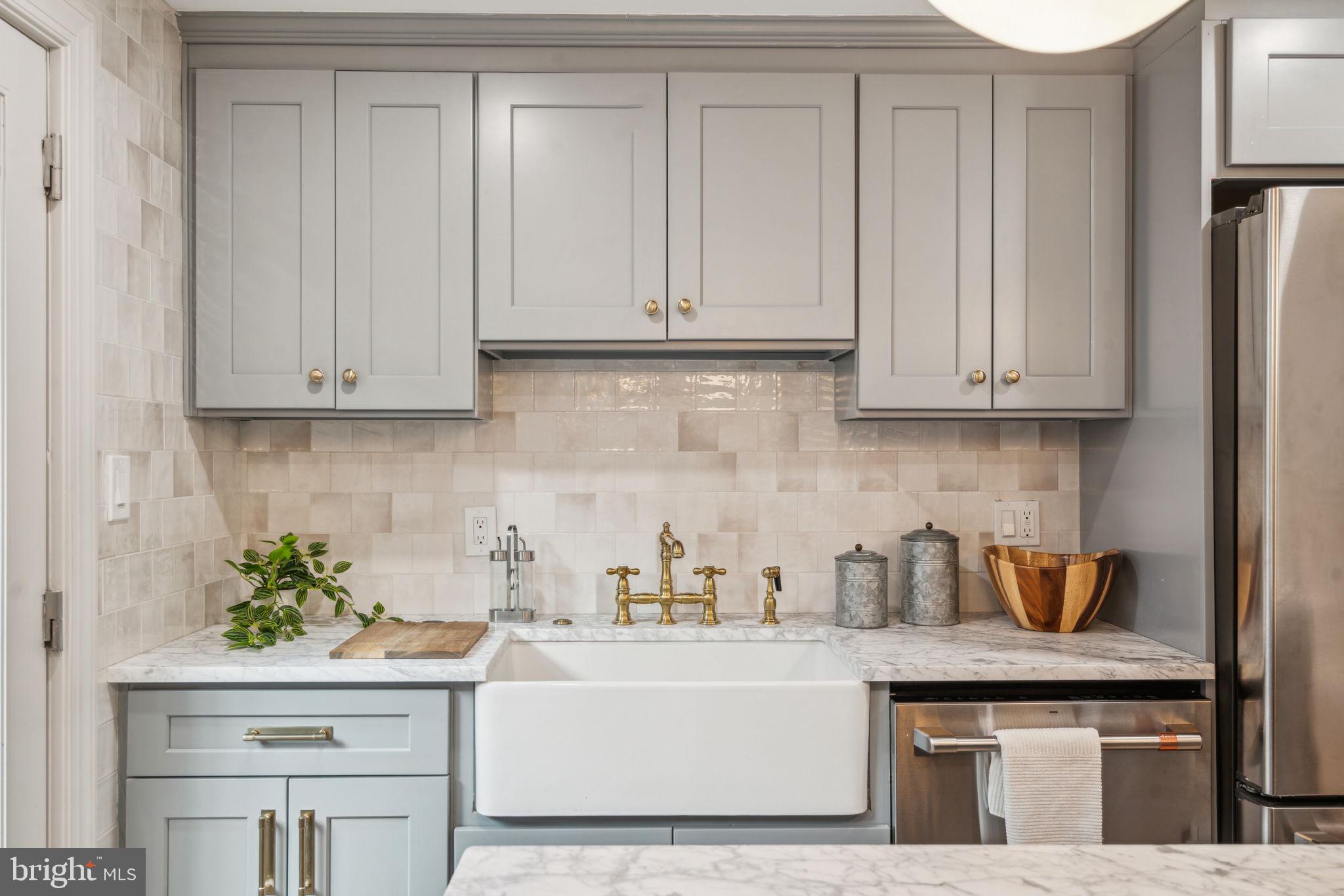 PASSYUNK SQUARE - Residential