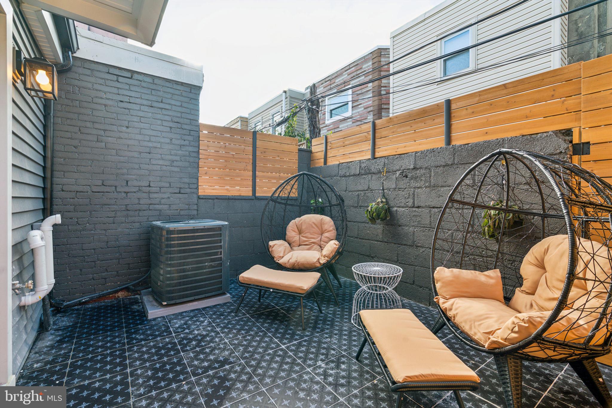 PASSYUNK SQUARE - Residential