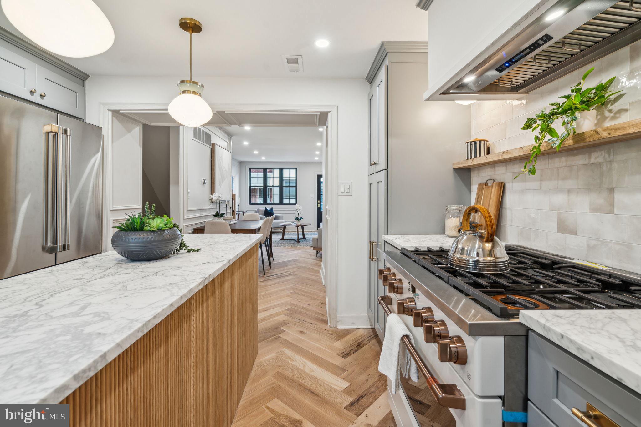 PASSYUNK SQUARE - Residential