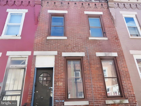 Townhouse For Sale - 438 E Auburn Street<br/> PHILADELPHIA, PA 19134