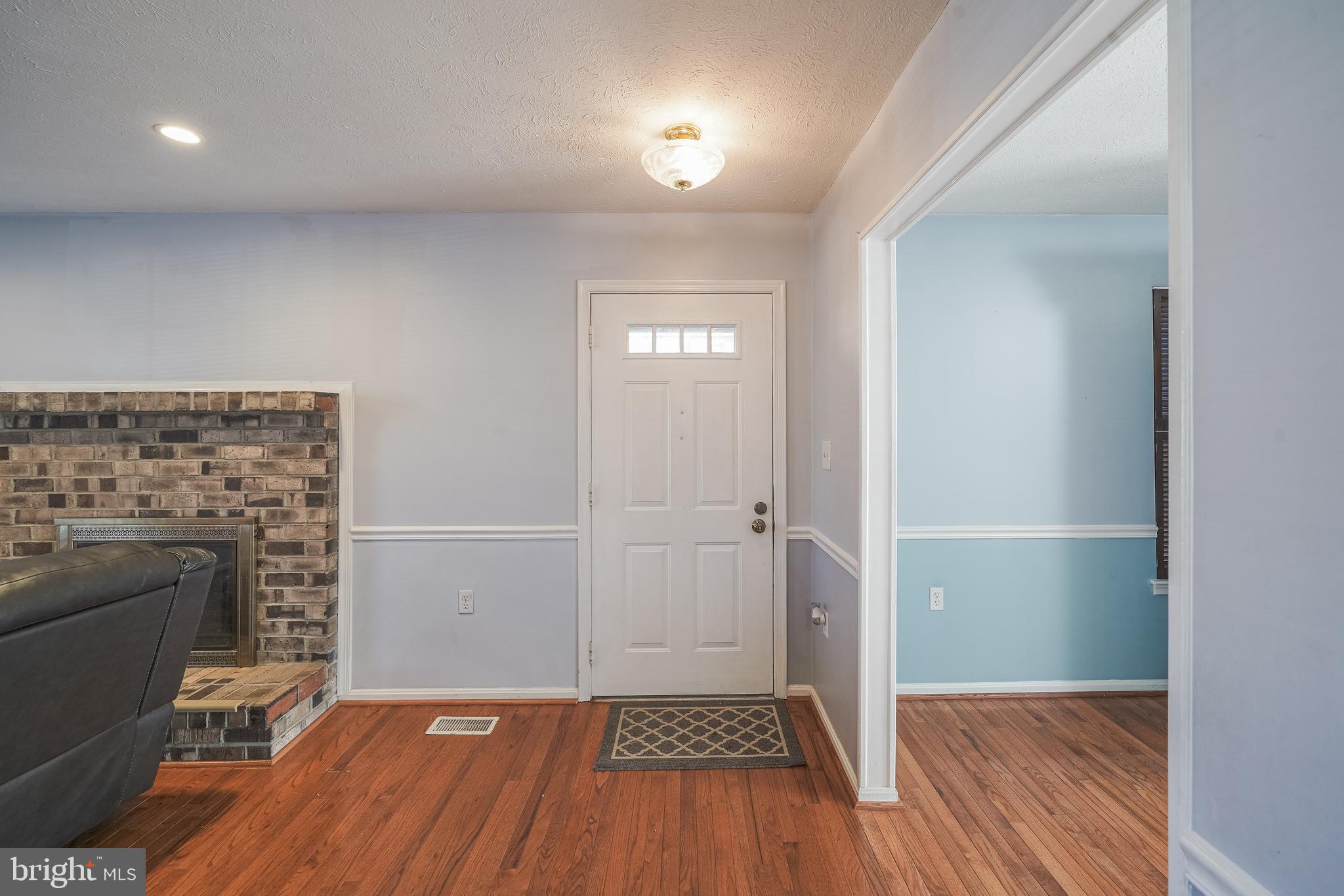 THE COLONY - Residential Lease