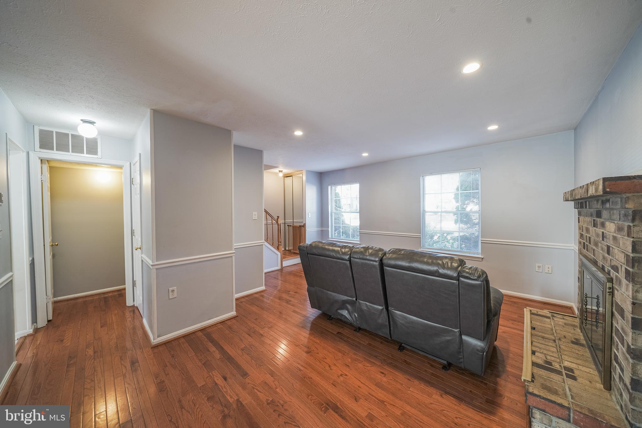 THE COLONY - Residential Lease