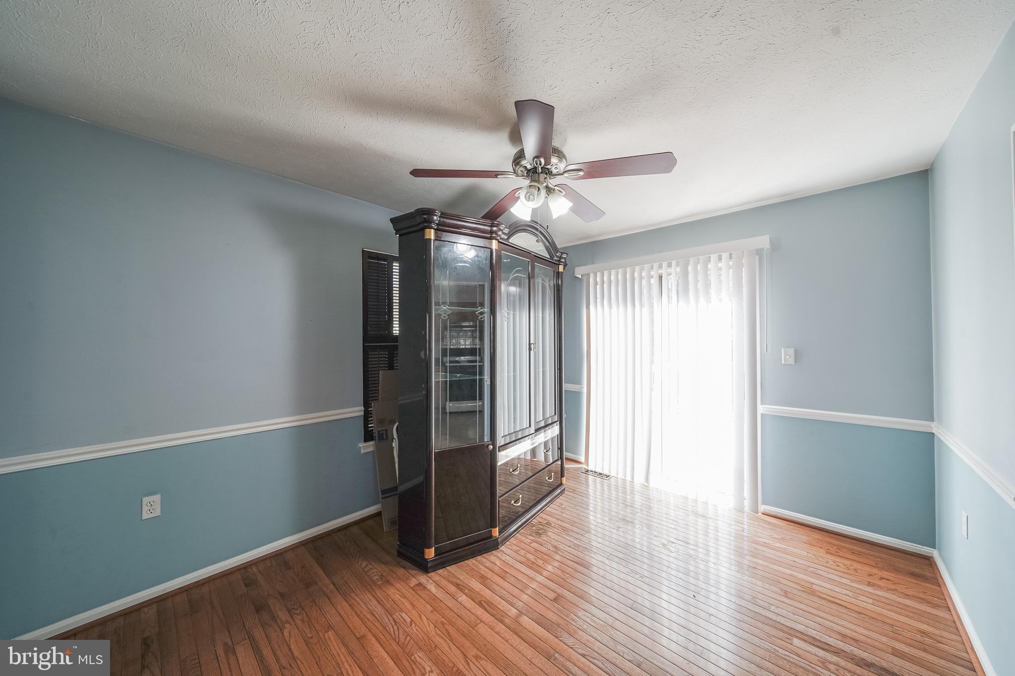 THE COLONY - Residential Lease