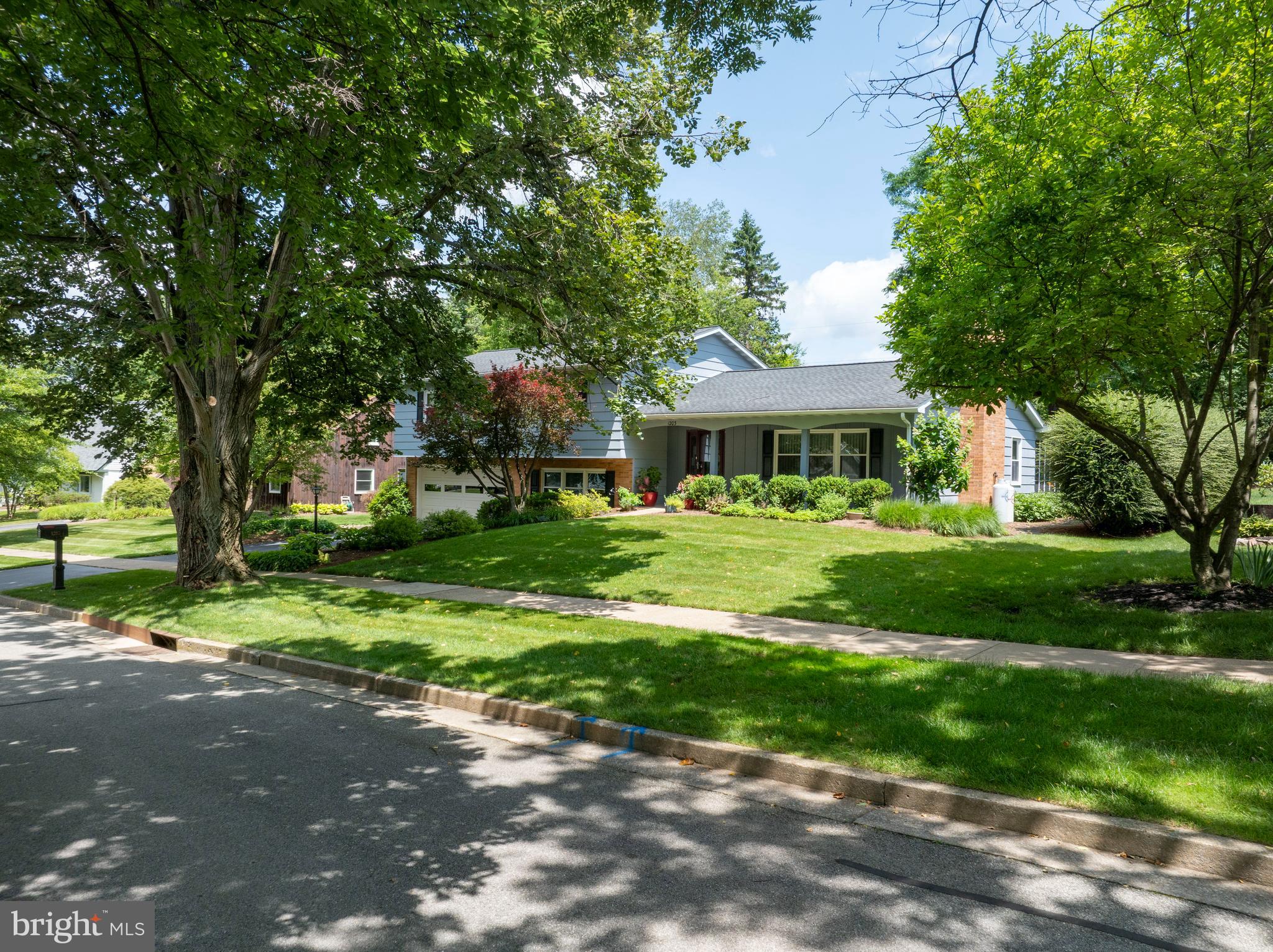 1203 SMITHFIELD CIRCLE