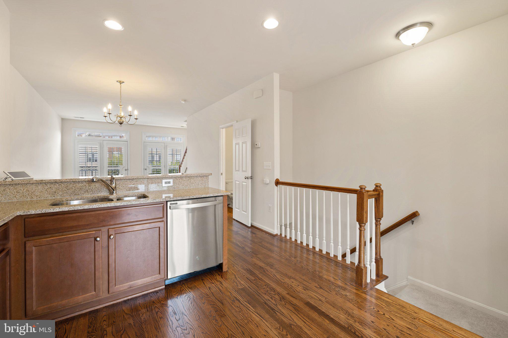 POWELLS RUN VILLAGE COND - Residential Lease